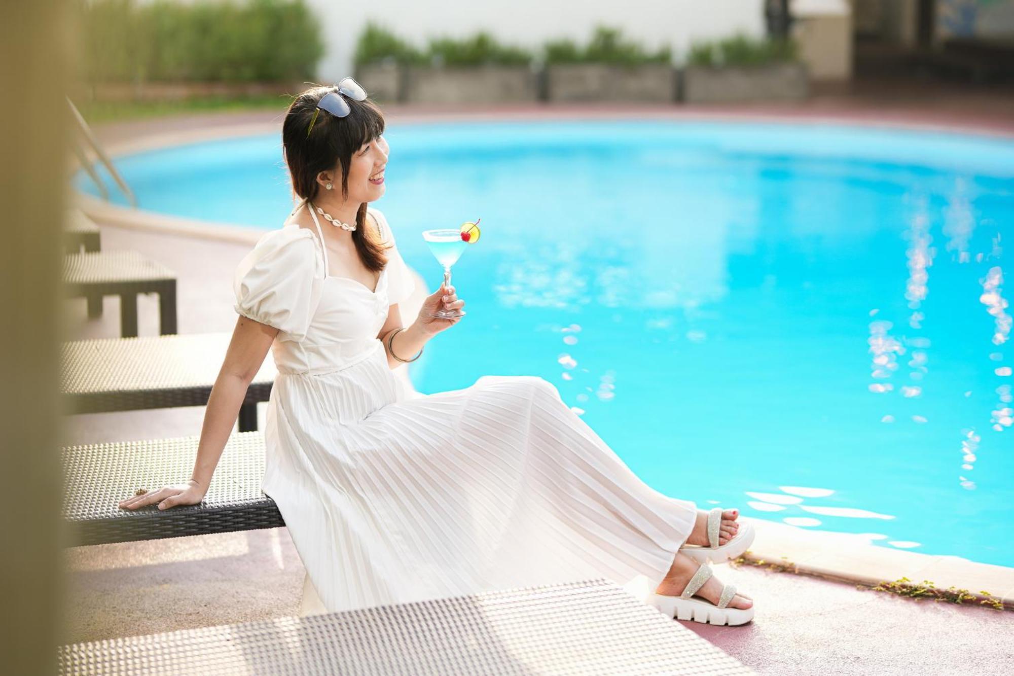 Karon Touch Sea Boutique Hotel&Bistro מראה חיצוני תמונה